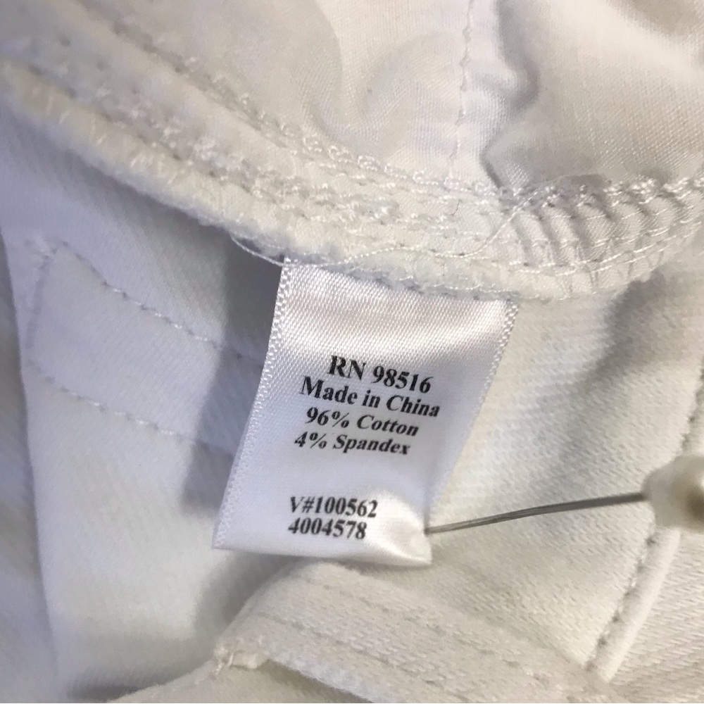 Ruby Rd. White Jeans - Picture 12 of 12